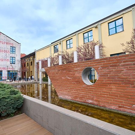 Luxury Design Loft - 20 Minutes From Duomo-Navigli Appartement Milaan Buitenkant foto