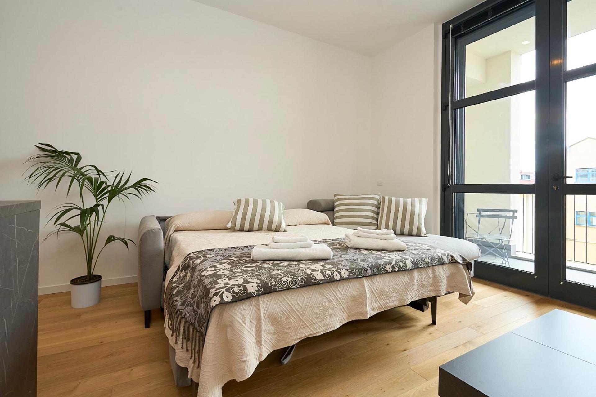 Luxury Design Loft - 20 Minutes From Duomo-Navigli Appartement Milaan Buitenkant foto